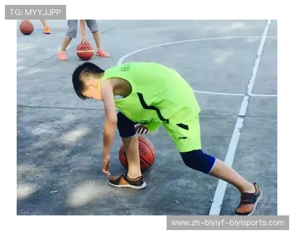 盘点全球体校最离谱校规训练迟到竟罚蛙跳操场十圈